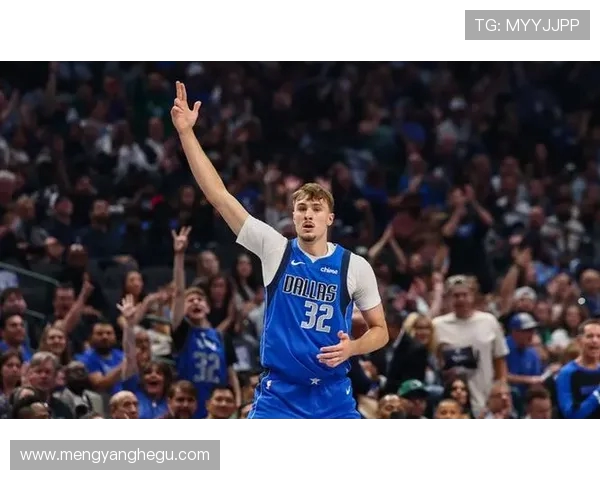 穆迪三分雨下32分闪耀全场张佳玮称赞首发组合攻势如虹